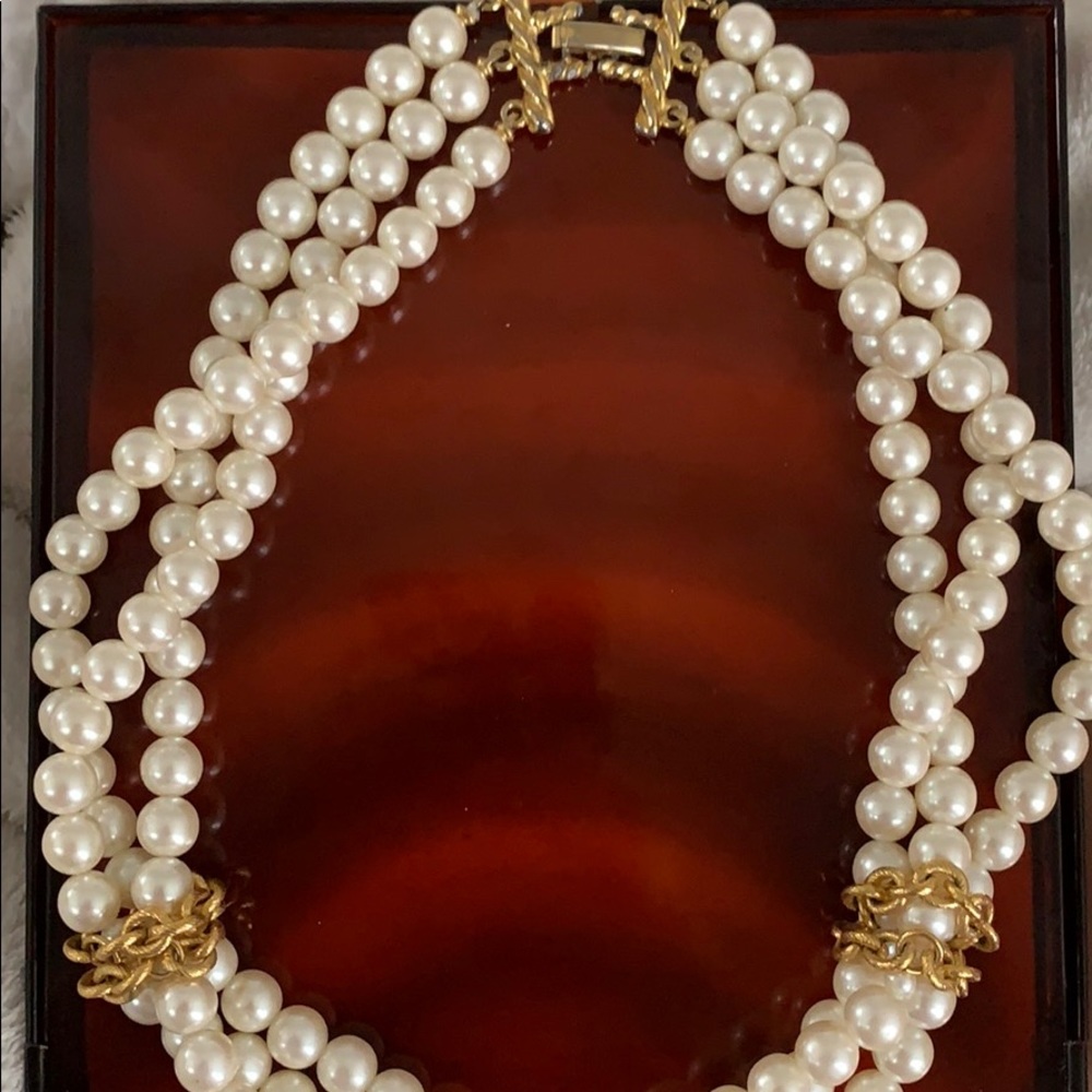 Vintage Faux Pearl Necklace with Chain Accents